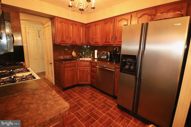 1323 Lenore Road Jenkintown, PA 19046 - Photo 17 of 64