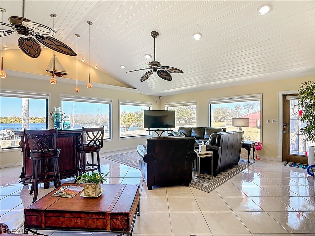 1090 River Run LaBelle, FL 33935 - Photo 14 of 35