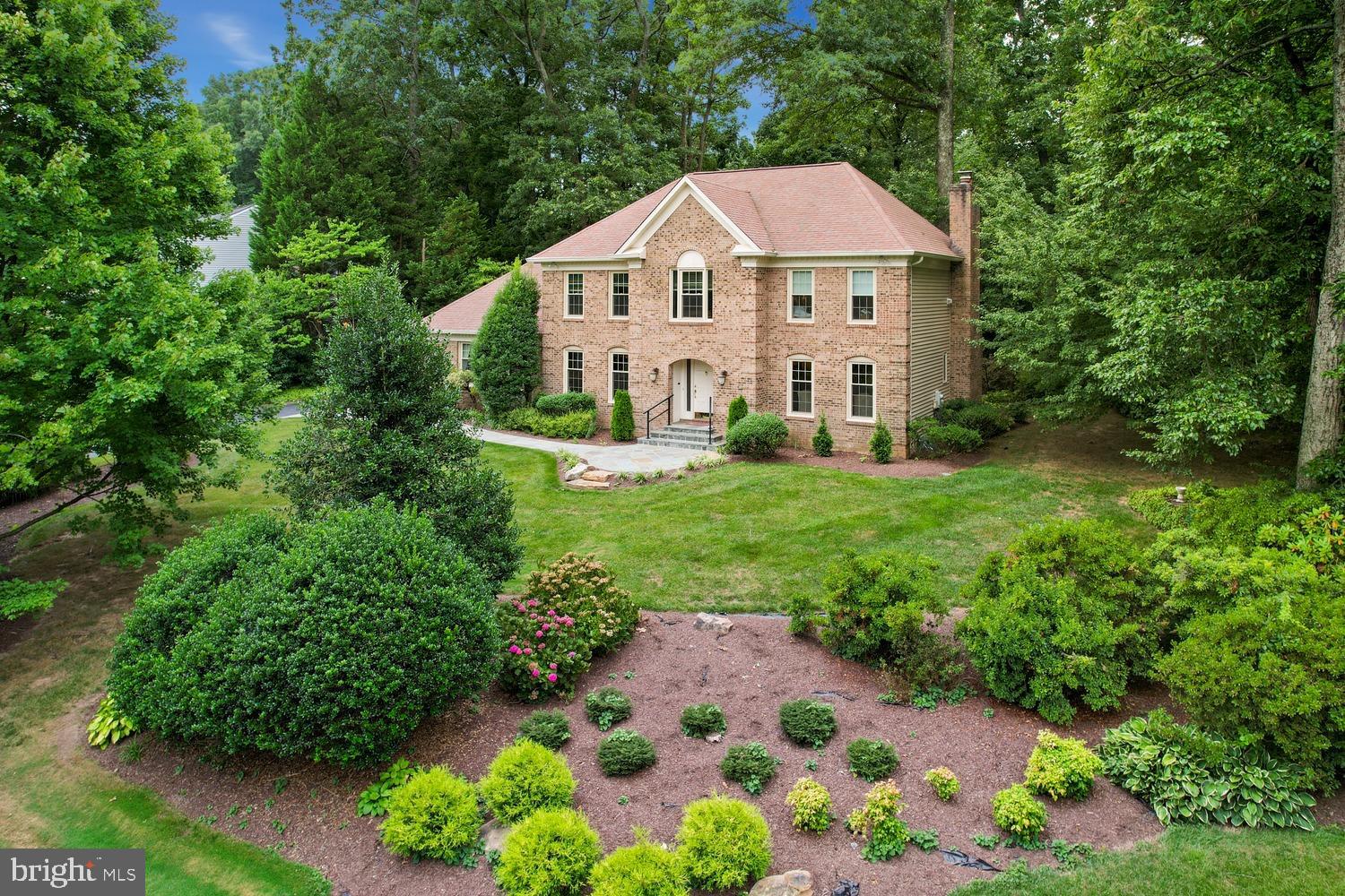 11625 Deer Forest Road Reston, VA 20194 - Photo 3 of 59 Gallery Image 3
