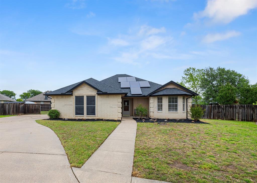101 St James Court Rhome, TX 76078 - Photo 2 of 19