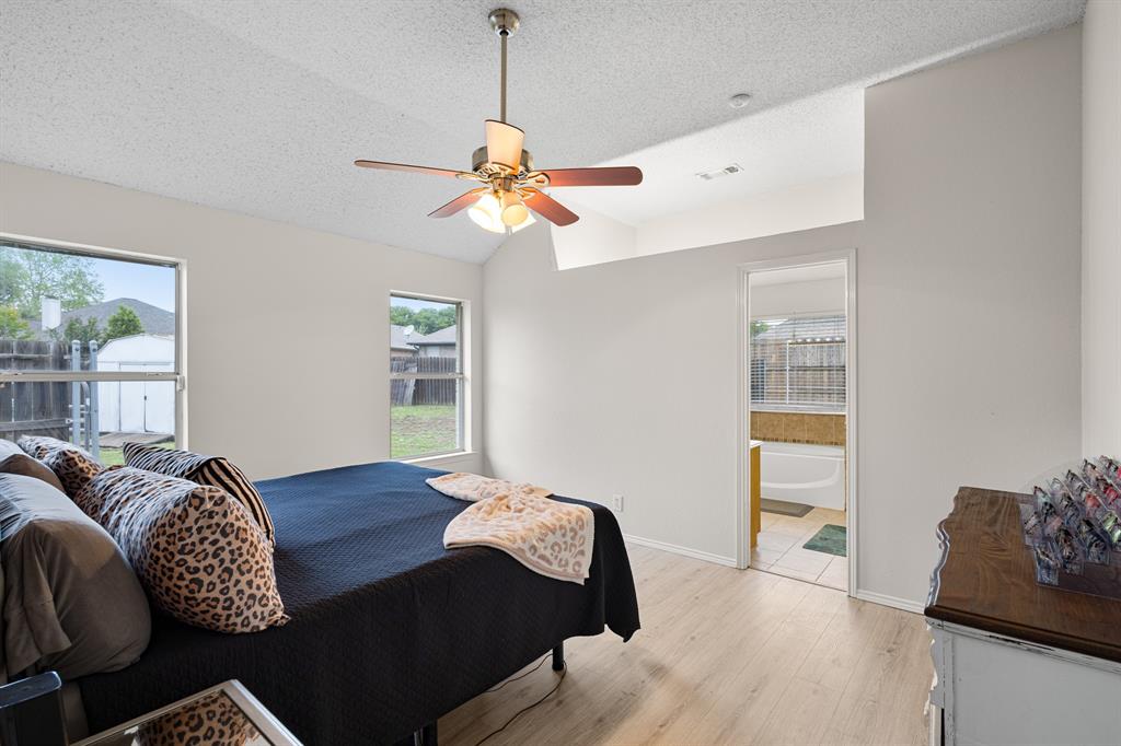 101 St James Court Rhome, TX 76078 - Photo 10 of 19