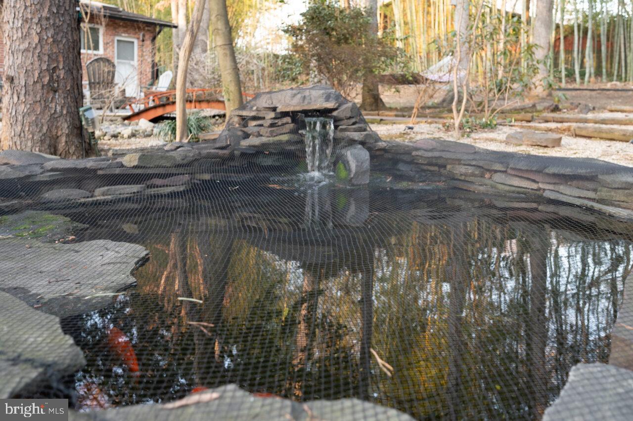 1945 Marthas Road Alexandria, VA 22307 - Photo 49 of 52 a view of outdoor space with seating