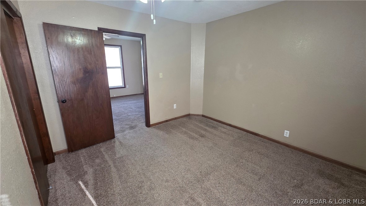 305 South Maple Avenue Versailles, MO 65084 - Photo 16 of 28