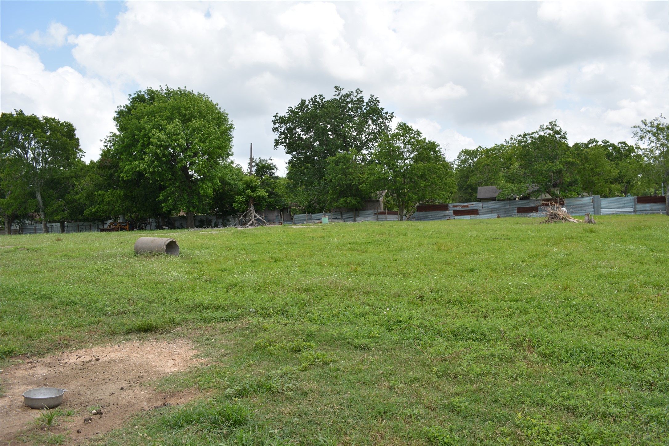0 Reed Road Houston, TX 77033 - Photo 6 of 24 a park view with a outdoor space