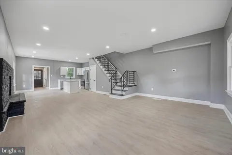$420,000 | 523 West Glenside Avenue, Glenside, PA 19038