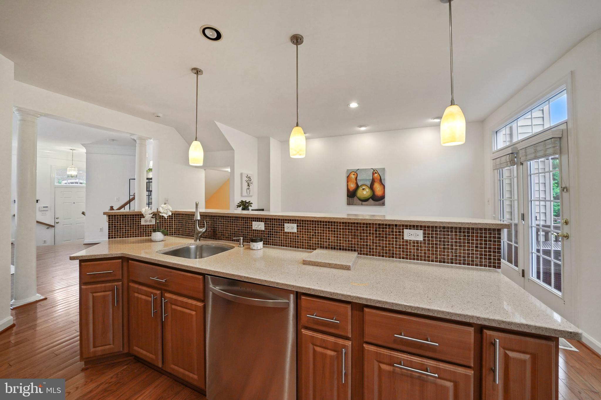 6660 Debra Lu Way Springfield, VA 22150 - Photo 13 of 37 Tons of counter space and cabinets