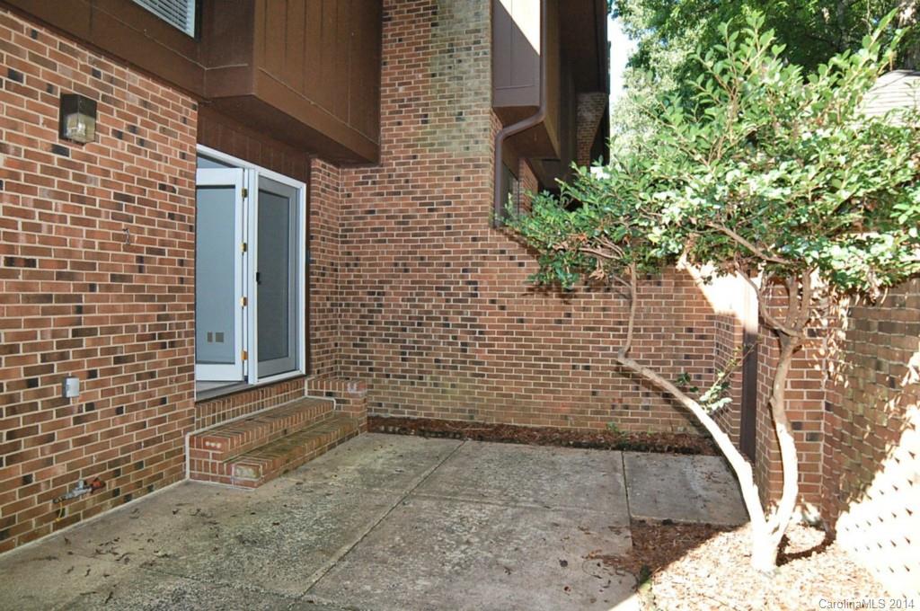 5803 Sharon Road, Unit J Charlotte, NC 28210 - Photo 22 of 24 Gallery Image 22