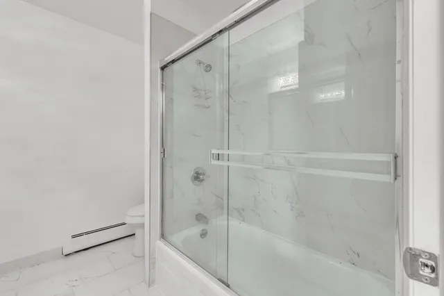 $174,900 | 4113 Telegraph Road, Unit A214, Bloomfield Hills, MI 48302