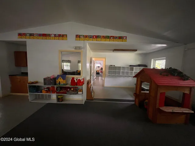 $389,400 | 1612 Crescent Road, Clifton Park, NY 12065