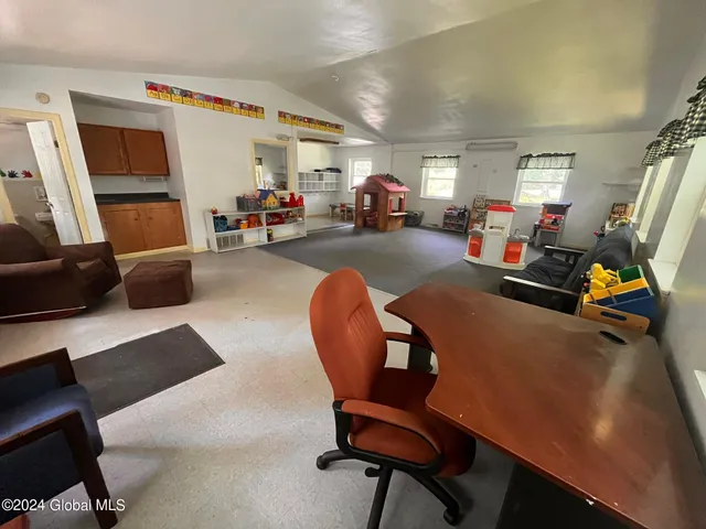 $389,400 | 1612 Crescent Road, Clifton Park, NY 12065