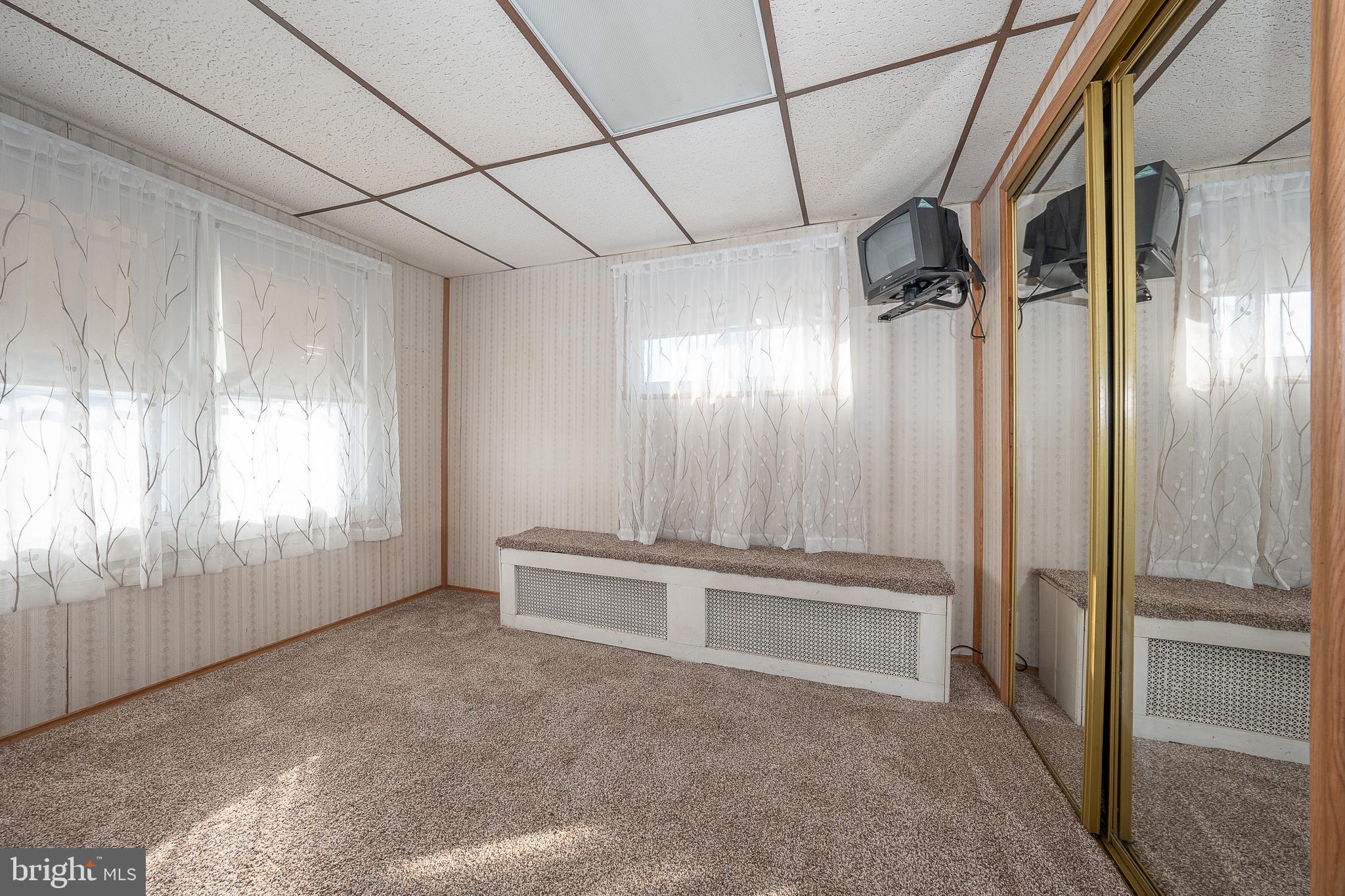 312 Powell Road Springfield, PA 19064 - Photo 20 of 37 1st Floor Bedroom