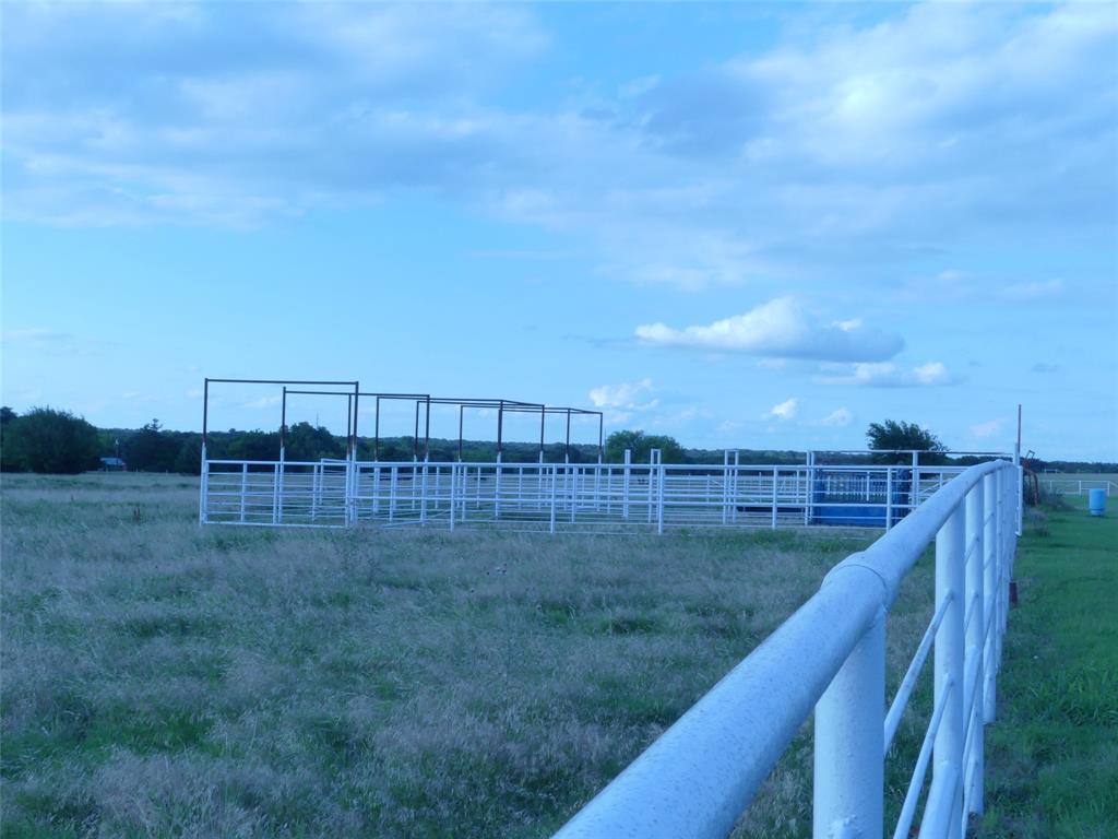 644 Mac's Grocery Road Bowie, TX 76230 - Photo 17 of 39