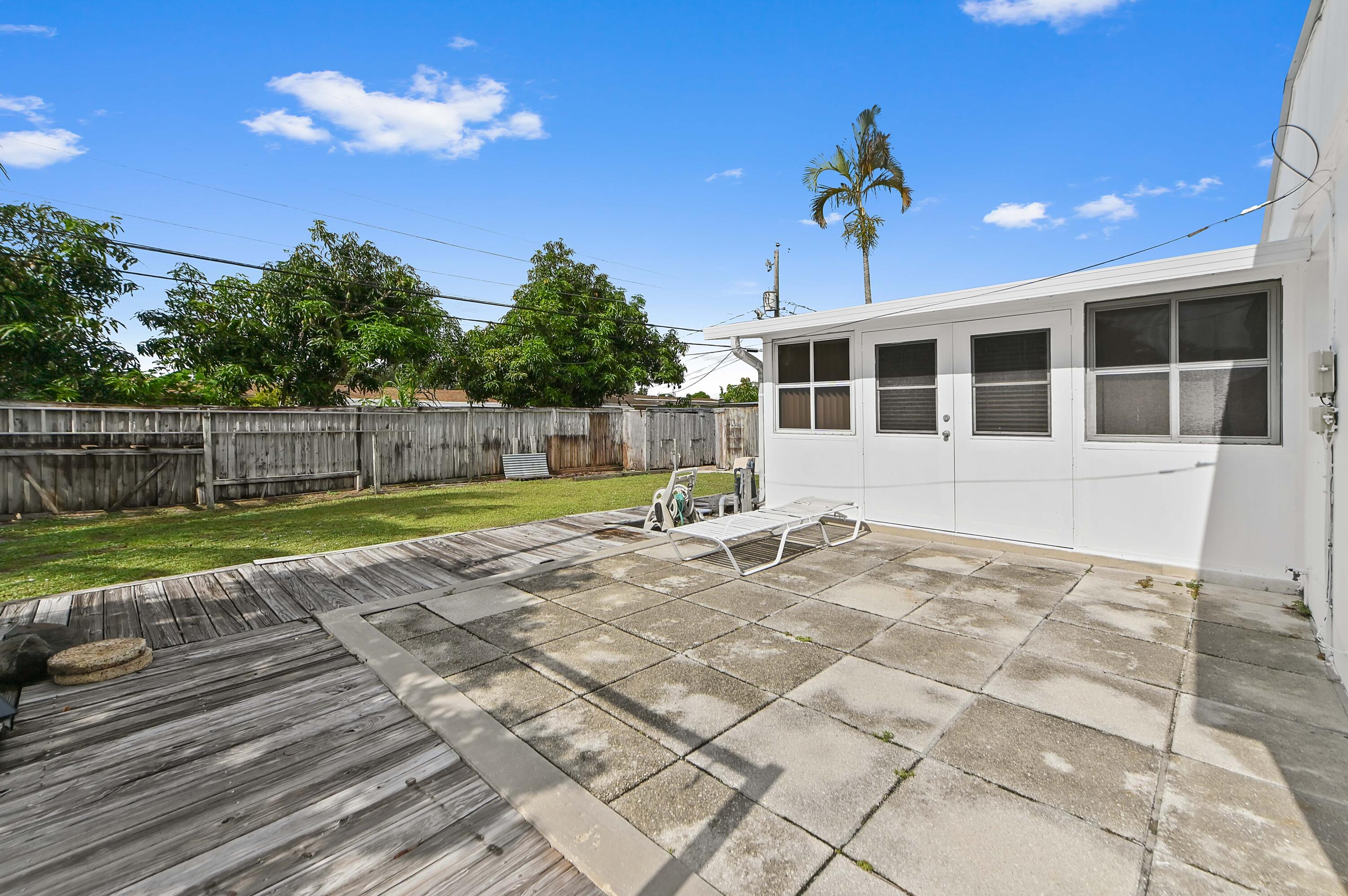 3892 Nowata Road Lake Worth, FL 33462 - Photo 21 of 30 21