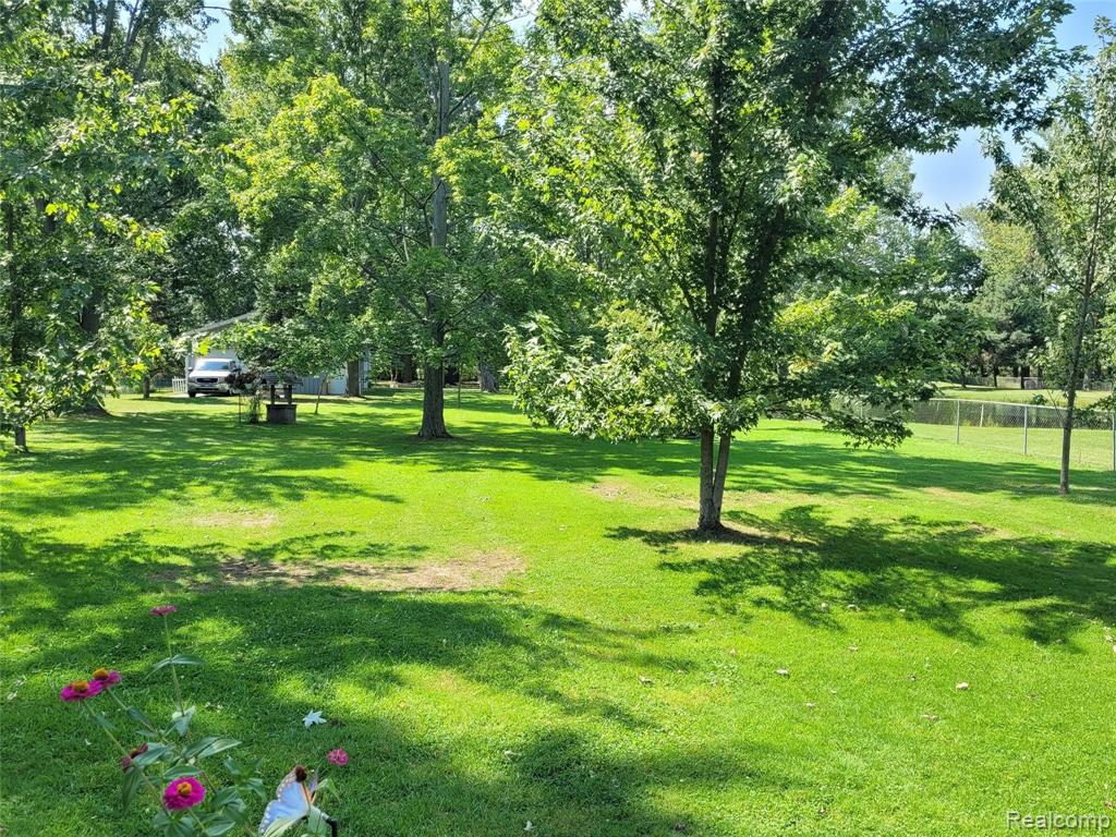 48722 Sugarbush Road Chesterfield, MI 48047 - Photo 37 of 41