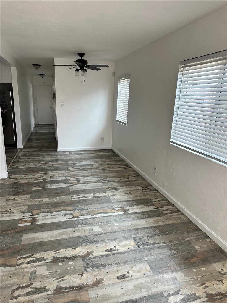 339 West Poplar Street Compton, CA 90220 - Photo 2 of 13