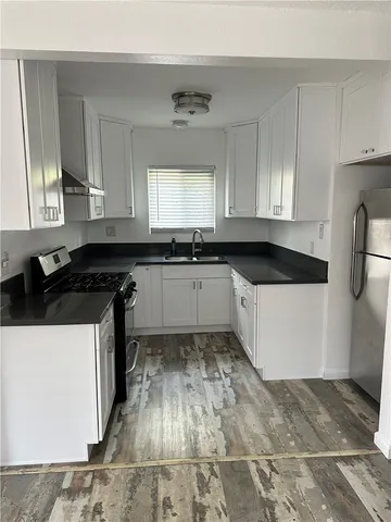 $555,551 | 339 West Poplar Street, Compton, CA 90220