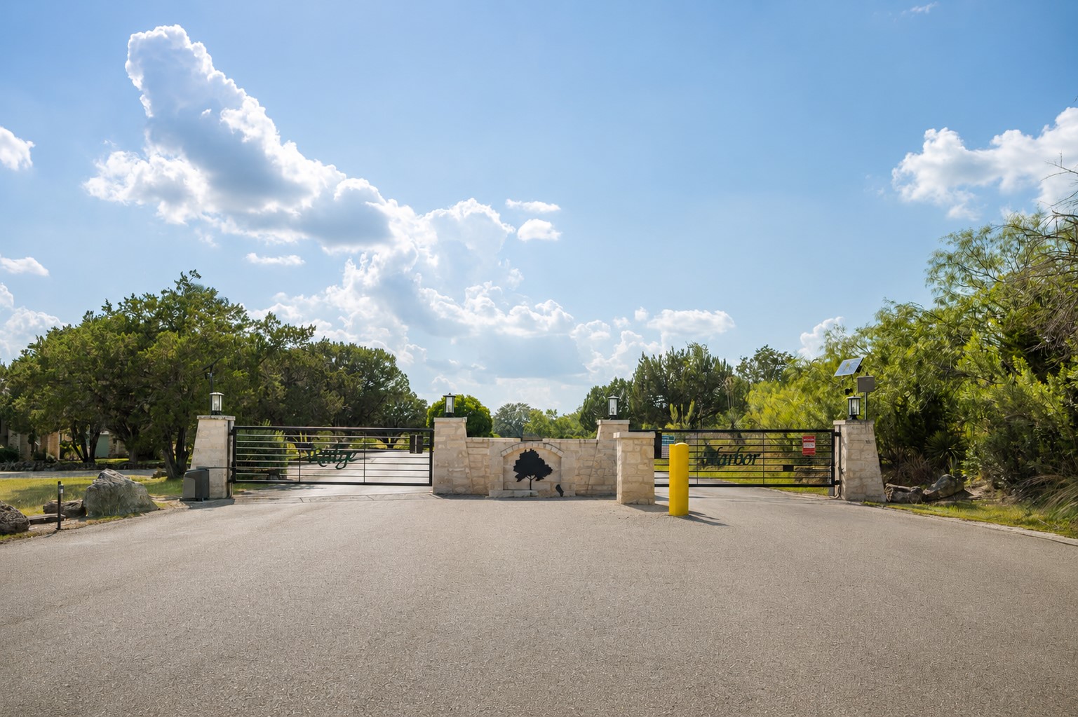 828 Wesley Ridge Drive Spicewood, TX 78669 - Photo 13 of 19 The coveted Ridge Harbor gated entrance