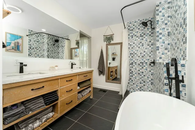 $3,350 | 1422 Benjamin Street, Nashville, TN 37206