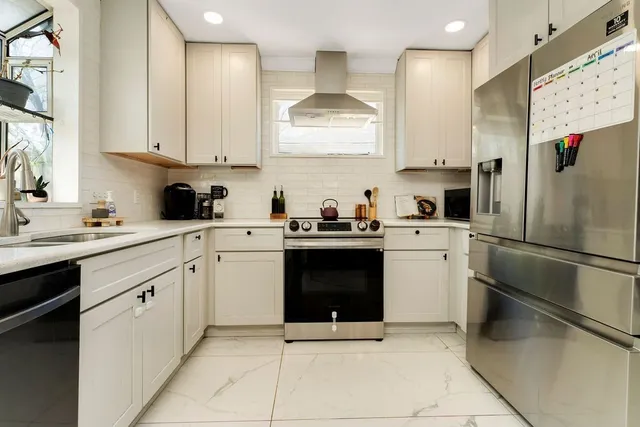 $3,350 | 1422 Benjamin Street, Nashville, TN 37206