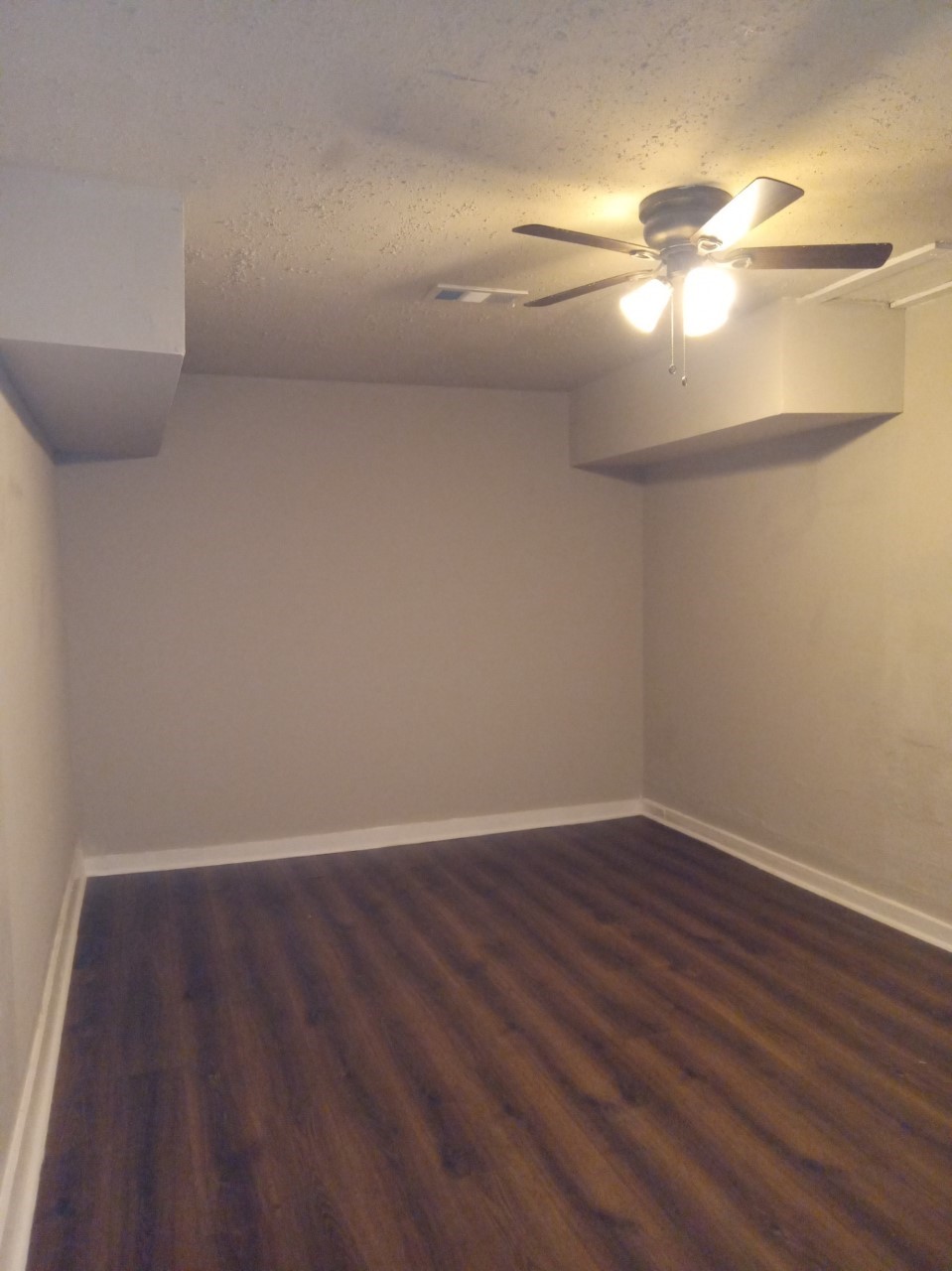 9306 St Lo Road Houston, TX 77033 - Photo 11 of 13 4th bedroom or Flex room