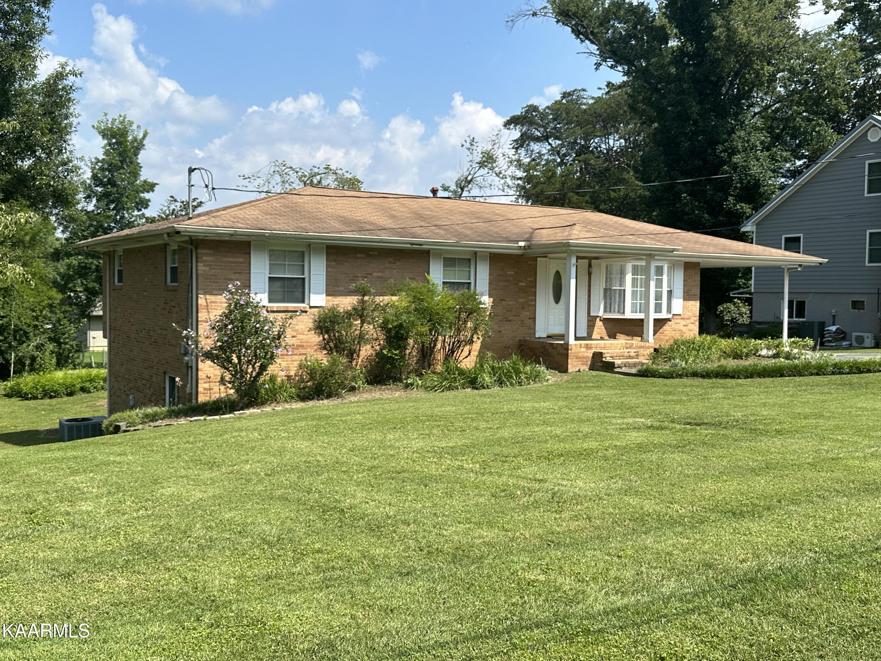 111 Cooper Circle Oak Ridge, TN 37830 - Photo 1 of 25 IMG_1721