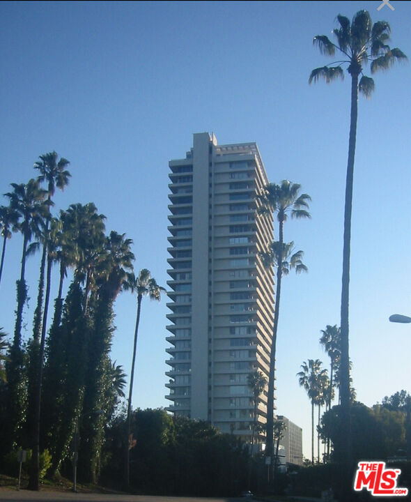 9255 Doheny Road, Unit 1401 West Hollywood, CA 90069 - Photo 1 of 5 a view of a city with tall buildings