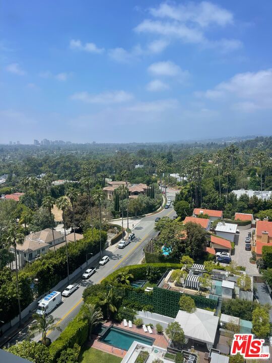 9255 Doheny Road, Unit 1401 West Hollywood, CA 90069 - Photo 3 of 5
