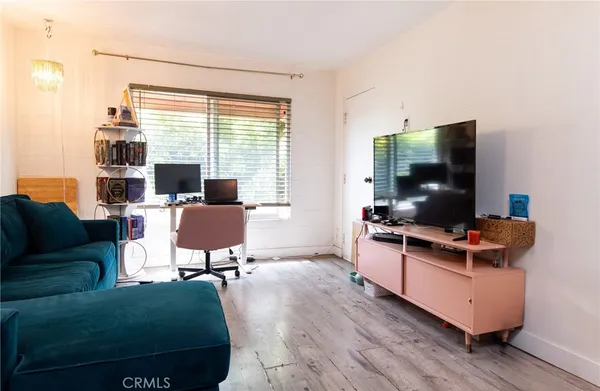 $335,000 | 225 West 6th Street, Unit 405, Long Beach, CA 90802