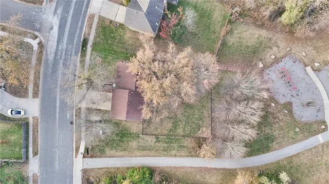 $320,000 | 203 Southeast Winburn Trail, Lee's Summit, MO 64063