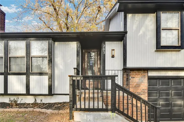 $320,000 | 203 Southeast Winburn Trail, Lee's Summit, MO 64063