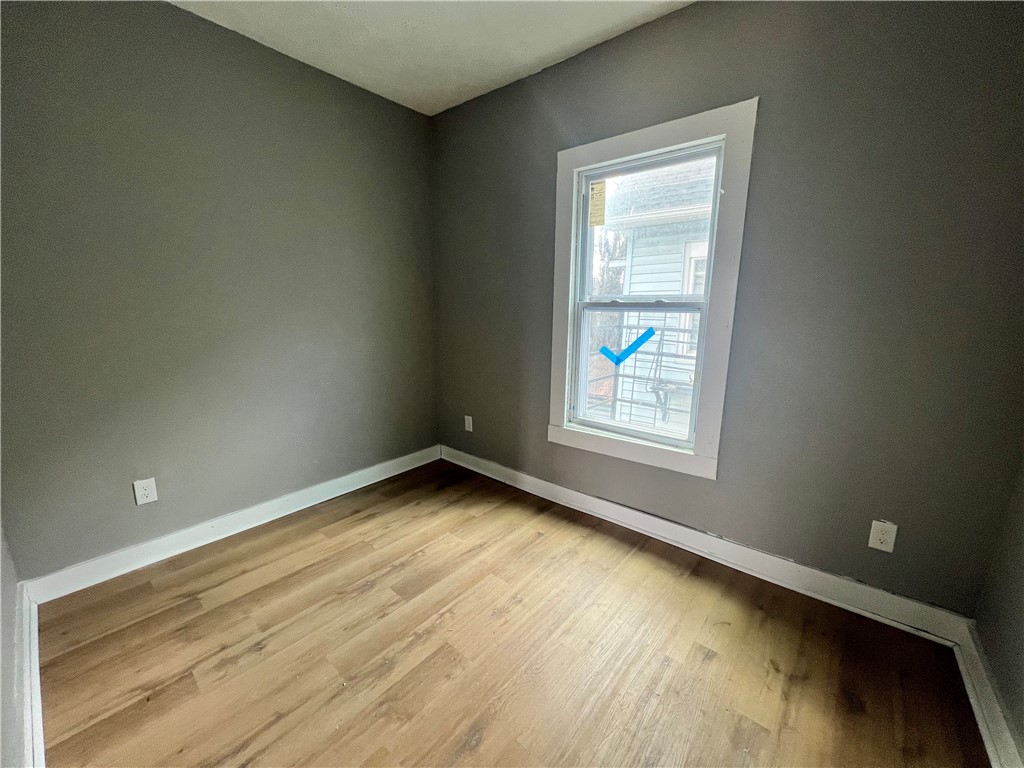 521 Clifford Avenue Rochester, NY 14621 - Photo 14 of 23