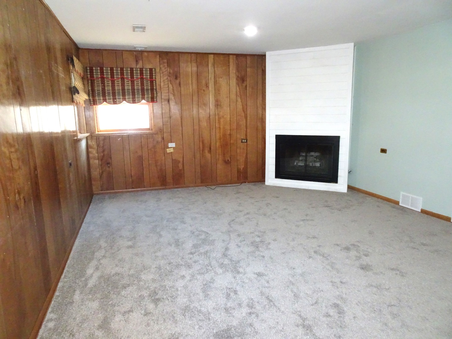 6024 Marshall Avenue Chicago Ridge, IL 60415 - Photo 8 of 39 Gallery Image 8
