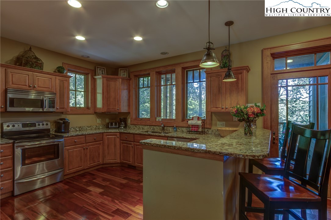 176 Copper Hills Boone, NC 28607 - Photo 11 of 35 Gallery Image 11