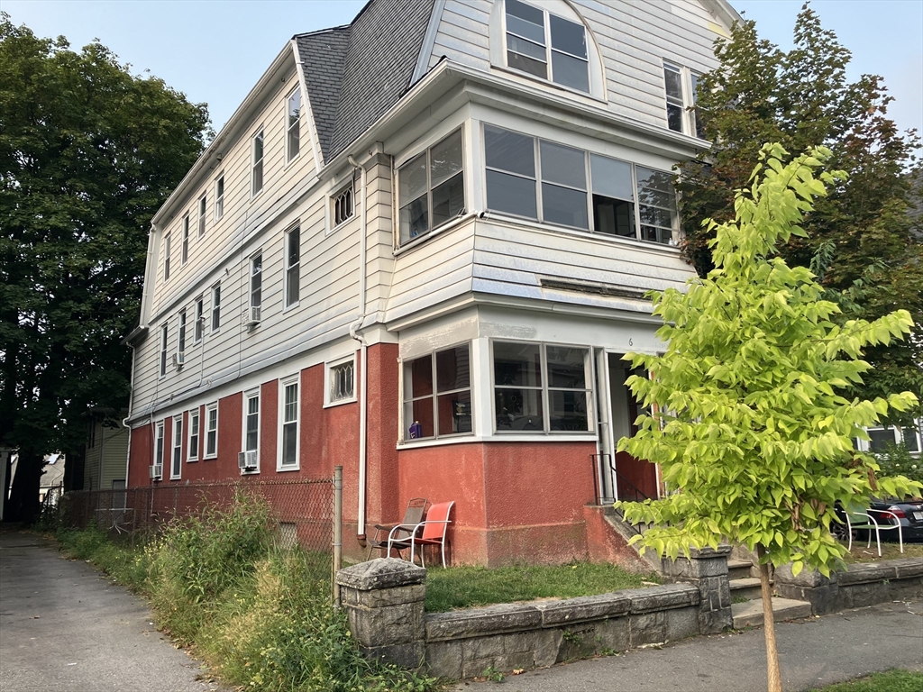 6 Oliver Street Worcester, MA 01603 - Photo 1 of 41 Gallery Image 1