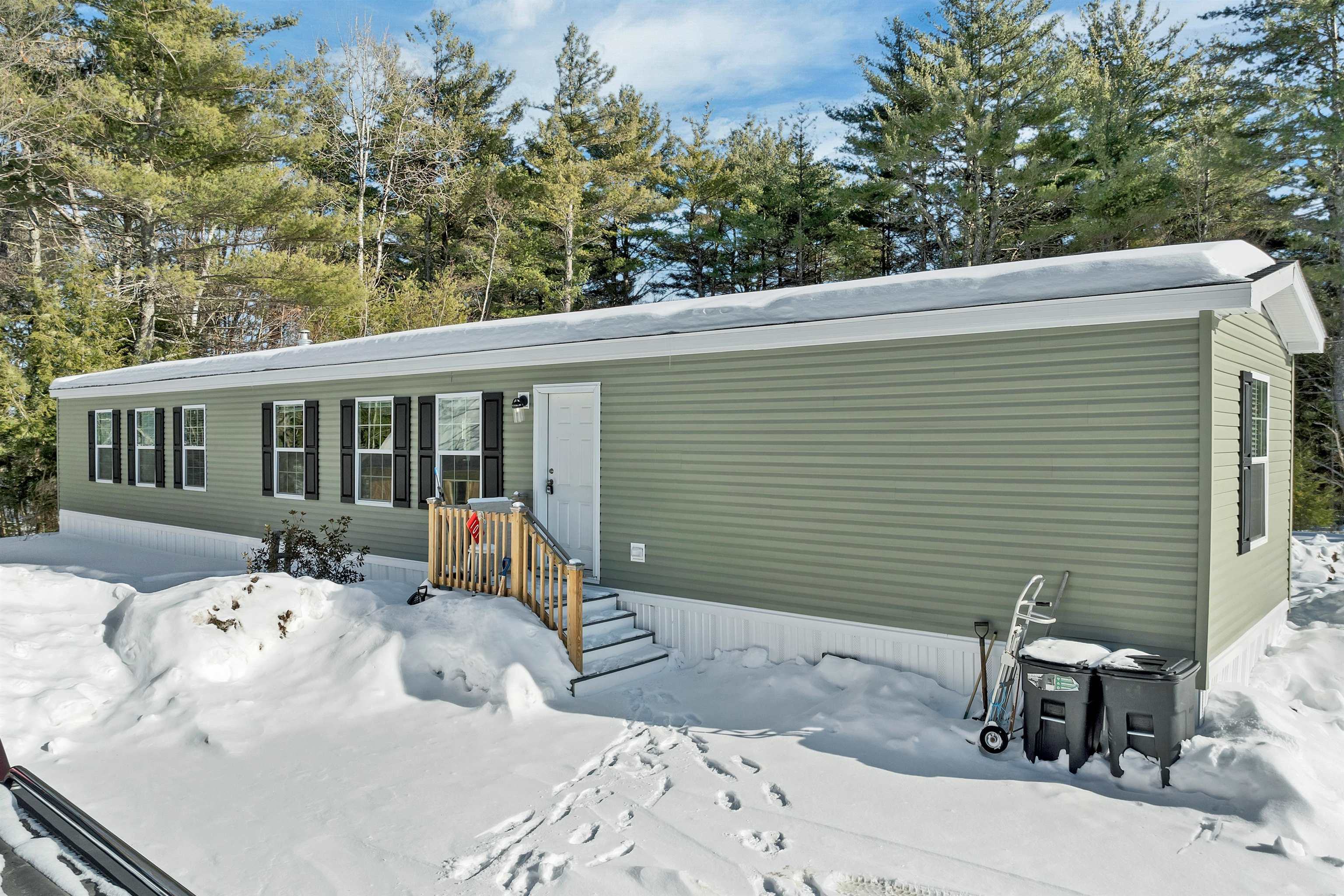 101 Thurley Road Ossipee, NH 03814 - Photo 1 of 41