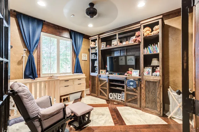 $489,999 | 8 Tuscan Villas Circle, Lubbock, TX 79423