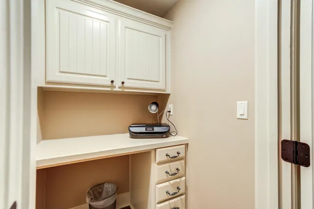 $489,999 | 8 Tuscan Villas Circle, Lubbock, TX 79423