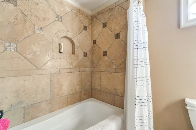 $489,999 | 8 Tuscan Villas Circle, Lubbock, TX 79423