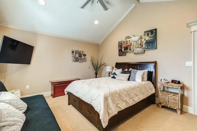 $489,999 | 8 Tuscan Villas Circle, Lubbock, TX 79423