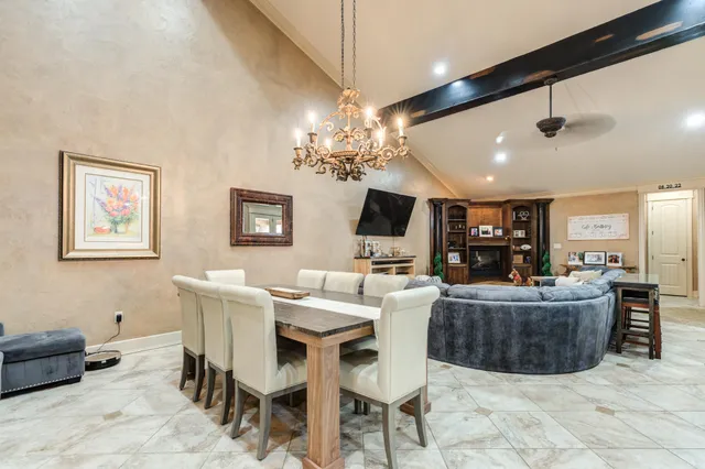 $489,999 | 8 Tuscan Villas Circle, Lubbock, TX 79423