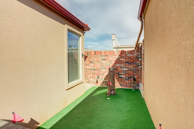 $489,999 | 8 Tuscan Villas Circle, Lubbock, TX 79423