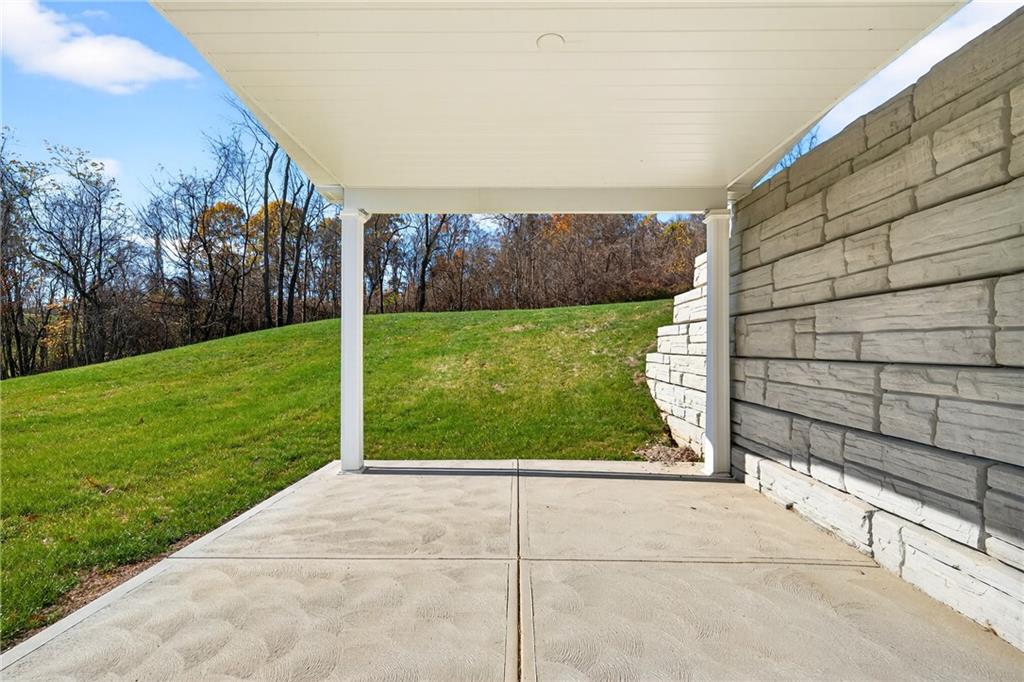 480 Matty Belle Vernon, PA 15012 - Photo 31 of 35