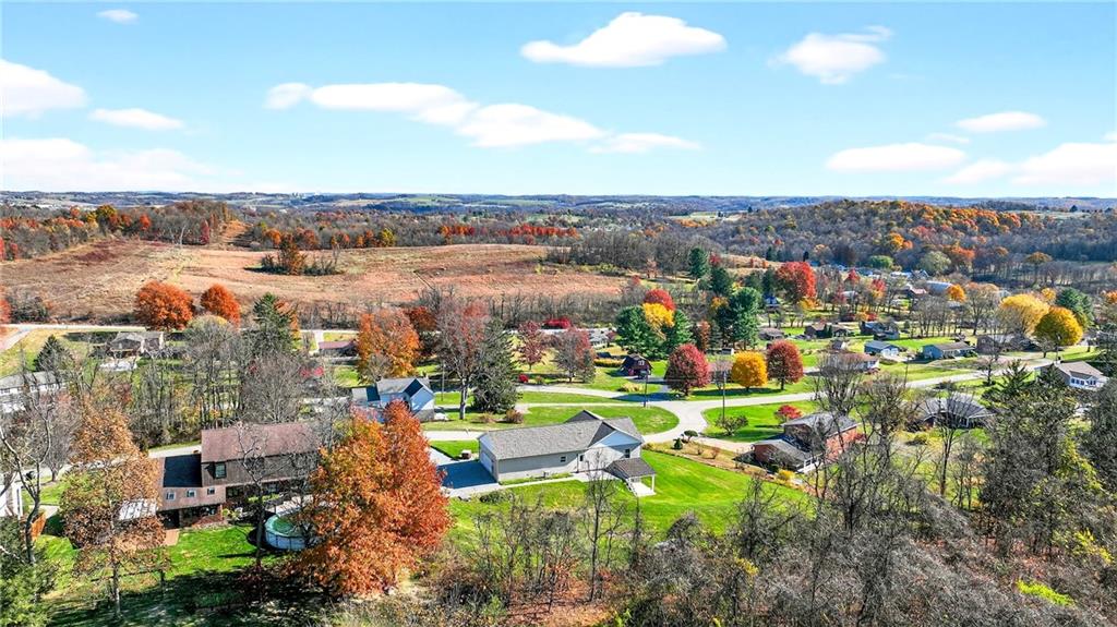 480 Matty Belle Vernon, PA 15012 - Photo 5 of 35