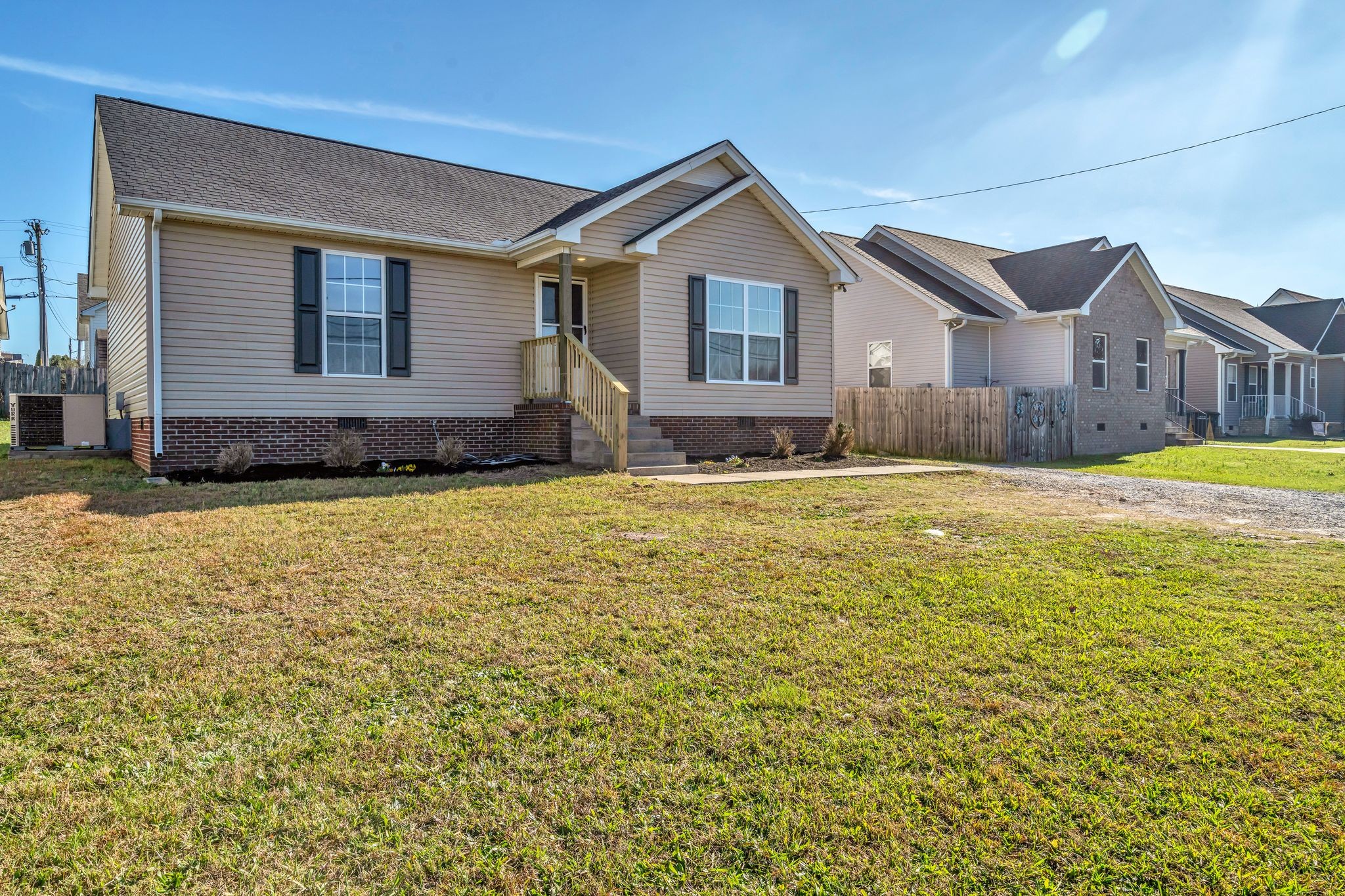 2338 South Main Street Springfield, TN 37172 - Photo 3 of 30 a front view of a house with a yard
