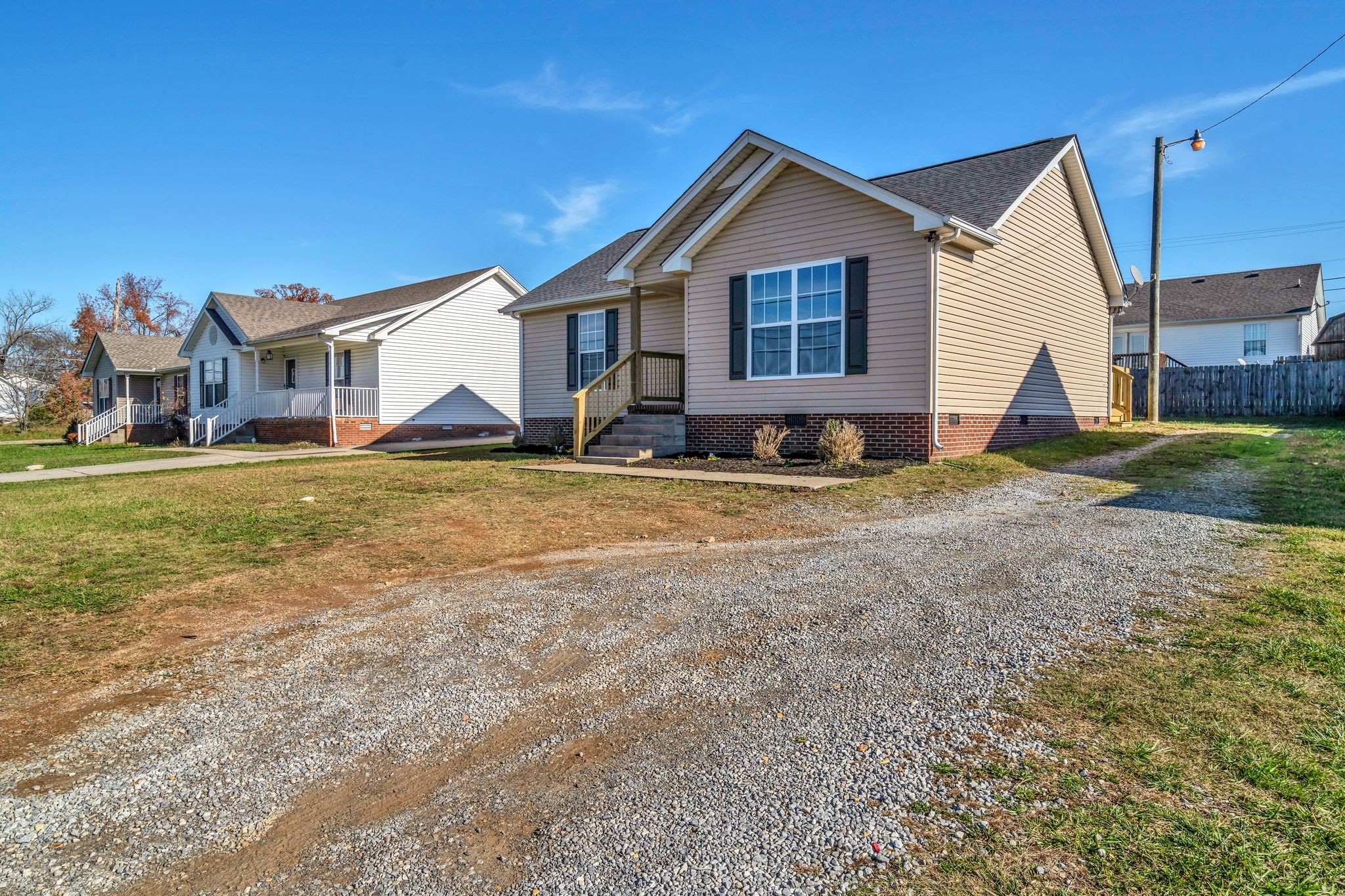 2338 South Main Street Springfield, TN 37172 - Photo 4 of 30 a view of an house with backyard space and balcony