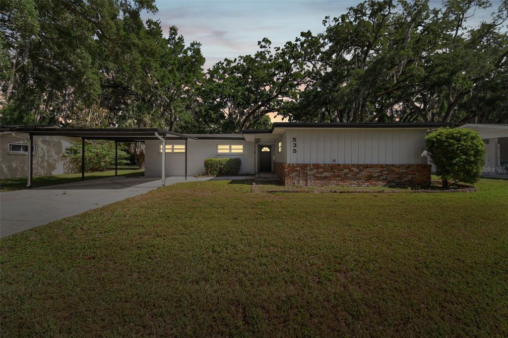 535 West Palmeden Drive Lakeland, FL 33803 - Photo 2 of 71