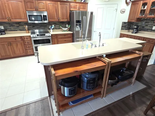 $207,900 | 8152 Southern Pines Drive, Brooksville, FL 34601