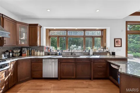 $1,600,000 | 15 Summerhill Lane, Town and Country, MO 63017