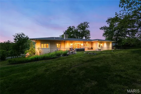 $1,600,000 | 15 Summerhill Lane, Town and Country, MO 63017