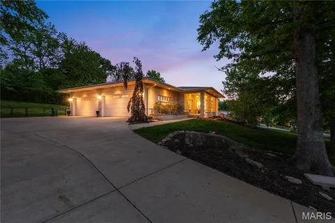 $1,600,000 | 15 Summerhill Lane, Town and Country, MO 63017